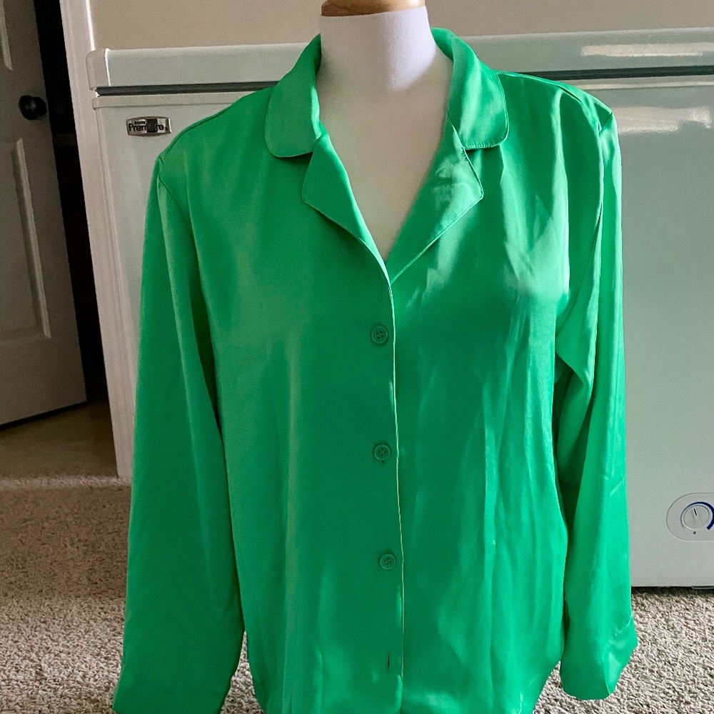 H&M Long Sleeve Collared Shirt - Womens Size Medium